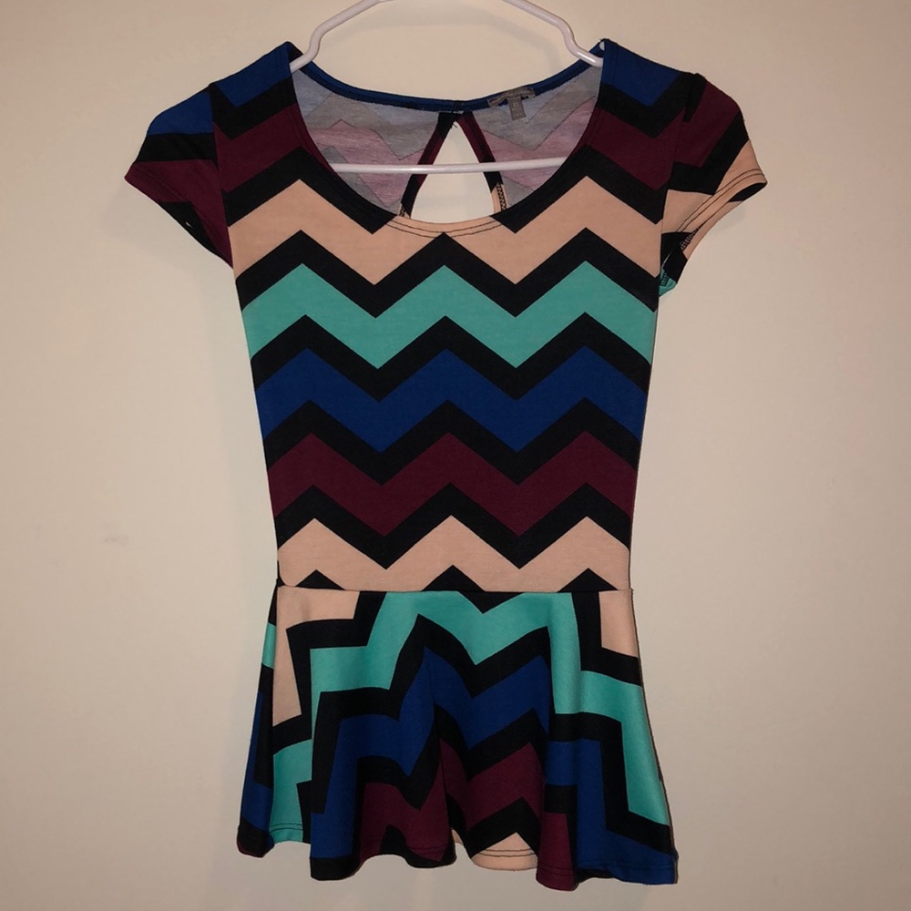 Multicolored top